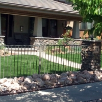 Faux Grass Gumlog, Georgia Gardeners, Front Yard Design